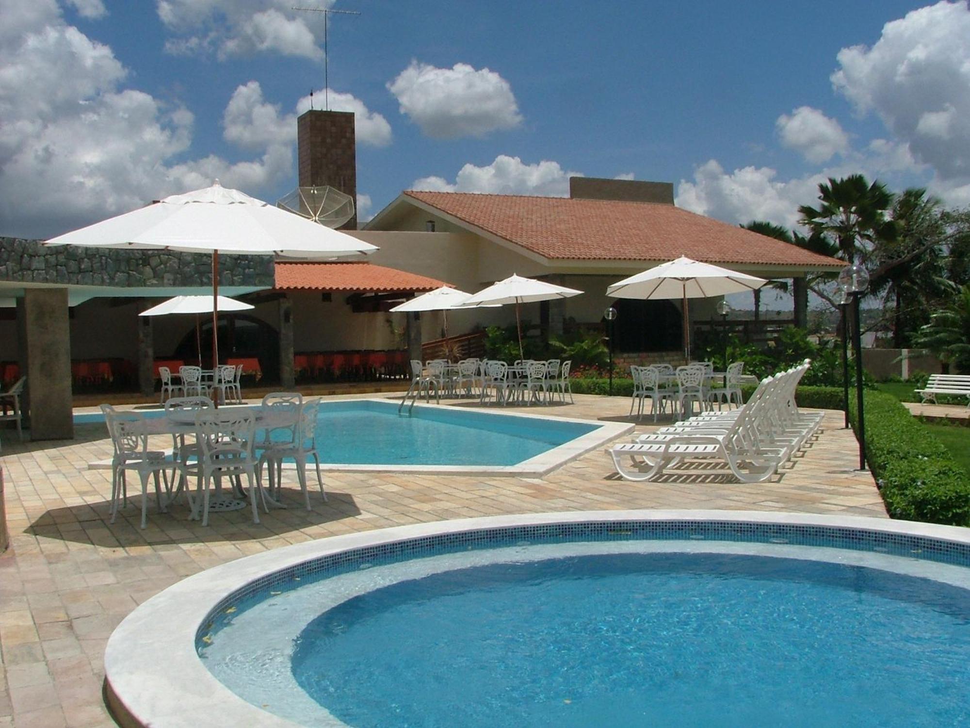Hotel Tres Palmeiras Gravatá Exterior photo