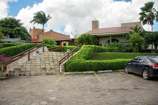 Hotel Tres Palmeiras Gravatá Exterior photo